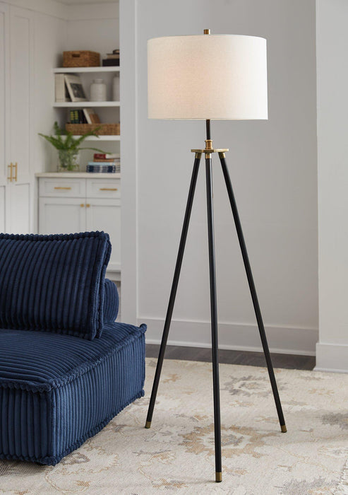 Cashner Floor Lamp