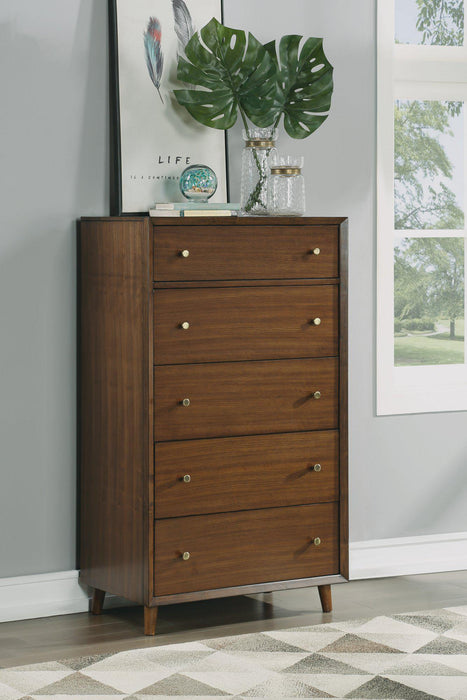 Flexsteel Wynwood Ludwig Drawer Chest in Medium Brown