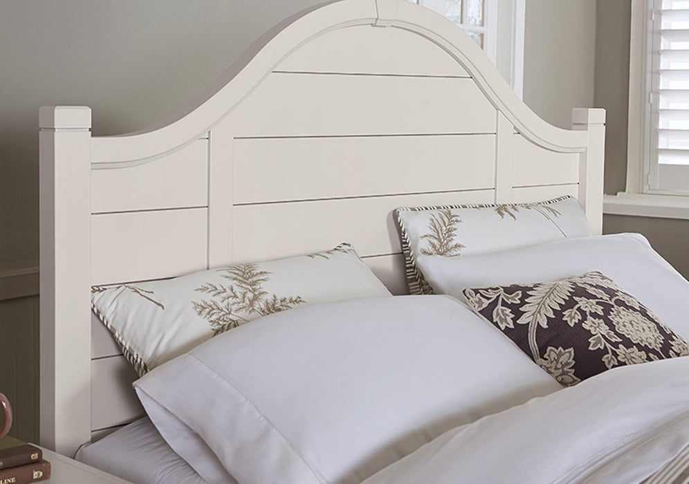 Vaughan-Bassett Bungalow Queen Arched Bed in Lattice